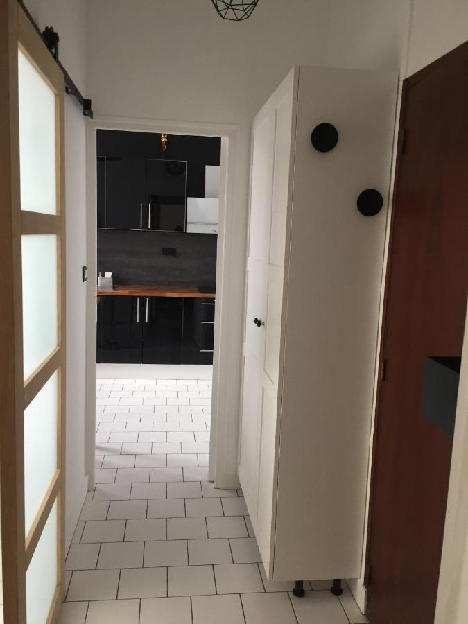 Apartment S'habille En Noir Et Blanc Perigueux